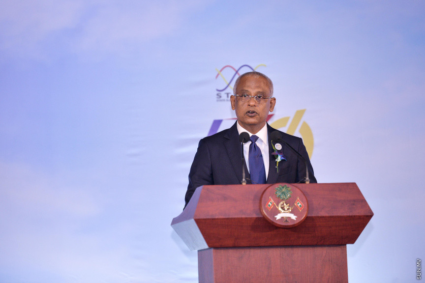 މާޗް 4، 2020: ސްޓެލްކޯއިން ކަރަންޓުގެ ހިދުމަތަށް ދޭން ފެށިތާ 70 އަހަރު ފުރުން ފާހަގަ ކުރުމަށް ދަރުބާރުގޭގައި ބޭއްވި ޖަލްސާގެ ތެރެއިން -- ސަން ފޮޓޯ/ ފަޔާޒު މޫސާ