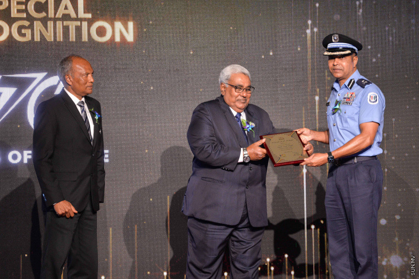 މާޗް 4، 2020: ސްޓެލްކޯއިން ކަރަންޓުގެ ހިދުމަތަށް ދޭން ފެށިތާ 70 އަހަރު ފުރުން ފާހަގަ ކުރުމަށް ދަރުބާރުގޭގައި ބޭއްވި ޖަލްސާގެ ތެރެއިން -- ސަން ފޮޓޯ/ ފަޔާޒު މޫސާ
