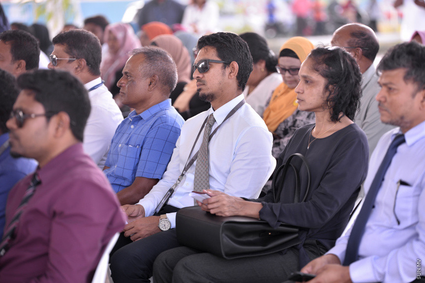 މާޗް 10، 2020: ހުޅުމާލޭ ފޭސް 2ގައި އިމާރާތްކުރާ 1،700 ހައުސިން ޔުނިޓުގެ ބިންގާ އެޅުމަށް ބޭއްވި ރަސްމިއްޔާތުގެ ތެރެއިން -- ސަން ފޮޓޯ/ ފަޔާޒު މޫސާ