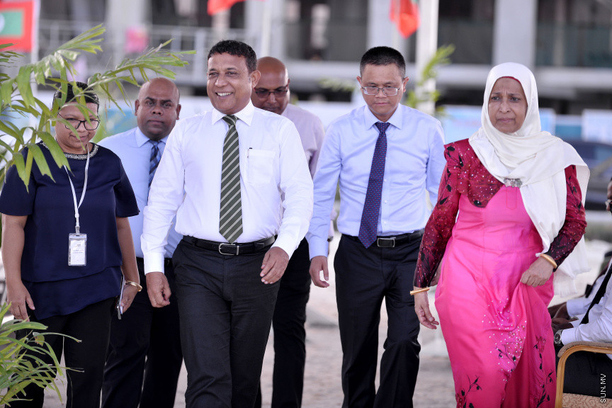 މާޗް 10، 2020: ހުޅުމާލޭ ފޭސް 2ގައި އިމާރާތްކުރާ 1،700 ހައުސިން ޔުނިޓުގެ ބިންގާ އެޅުމަށް ބޭއްވި ރަސްމިއްޔާތުގެ ތެރެއިން -- ސަން ފޮޓޯ/ ފަޔާޒު މޫސާ