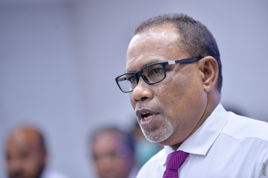 ޖޫން 22، 2020: ޕްރޮގްރެސިވް ކޮންގްރެސް ކޯލިޝަންގެ އެޑްވައިޒަރު ކަމުގެ މަގާމް މުހައްމަދު ވަހީދު ހަސަން މަނިކުއަށް ދެއްވުމަށް ބޭއްވި ހާއްސަ ނޫސްވެރިންގެ ބައްދަލުވުމުގެ ތެރެއިން -- ސަން ފޮޓޯ/ ފަޔާޒު މޫސާ