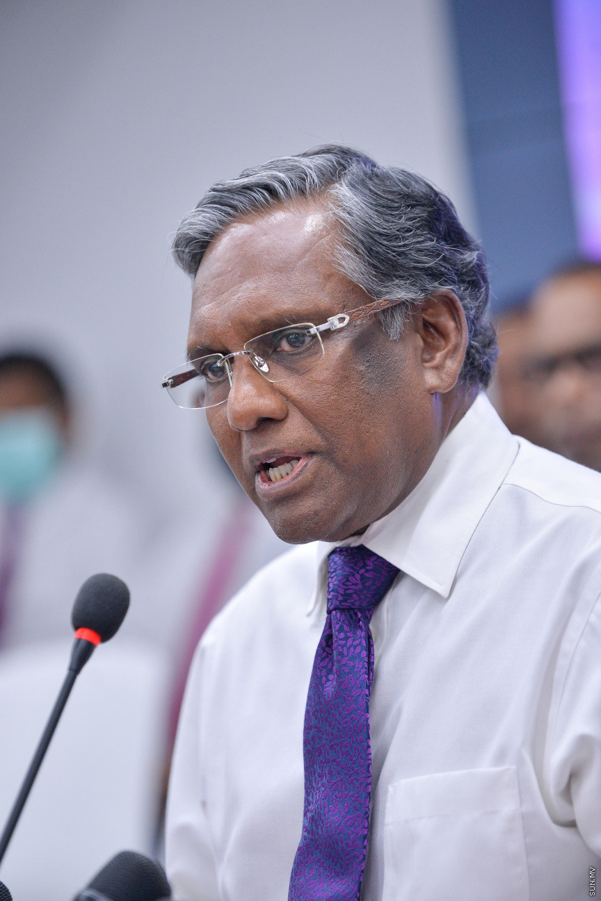 ޖޫން 22، 2020: ޕްރޮގްރެސިވް ކޮންގްރެސް ކޯލިޝަންގެ އެޑްވައިޒަރު ކަމުގެ މަގާމް މުހައްމަދު ވަހީދު ހަސަން މަނިކުއަށް ދެއްވުމަށް ބޭއްވި ހާއްސަ ނޫސްވެރިންގެ ބައްދަލުވުމުގެ ތެރެއިން -- ސަން ފޮޓޯ/ ފަޔާޒު މޫސާ