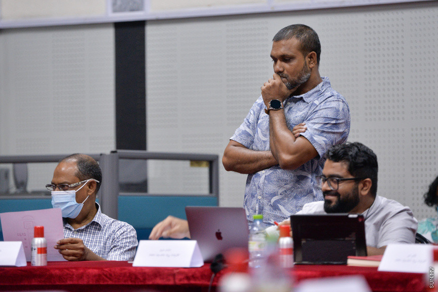 ޖުލައި 4، 2020: މީޑިއާތަކަށް ހުރި ގޮންޖެހުންތަކާއި ހޯދިދާނެ ހައްލުތަކާ މެދު މަސްވަރާކުރުމަށް މީޑިއާ ކައުންސިލުން އިންތިޒާމުކޮއްގެން ބޭއްވި "އެޑިޓަރުންގެ މަހާސިންތާ 2020" ގެ ތެރެއިން -- ސަން ފޮޓޯ/ ފަޔާޒު މޫސާ