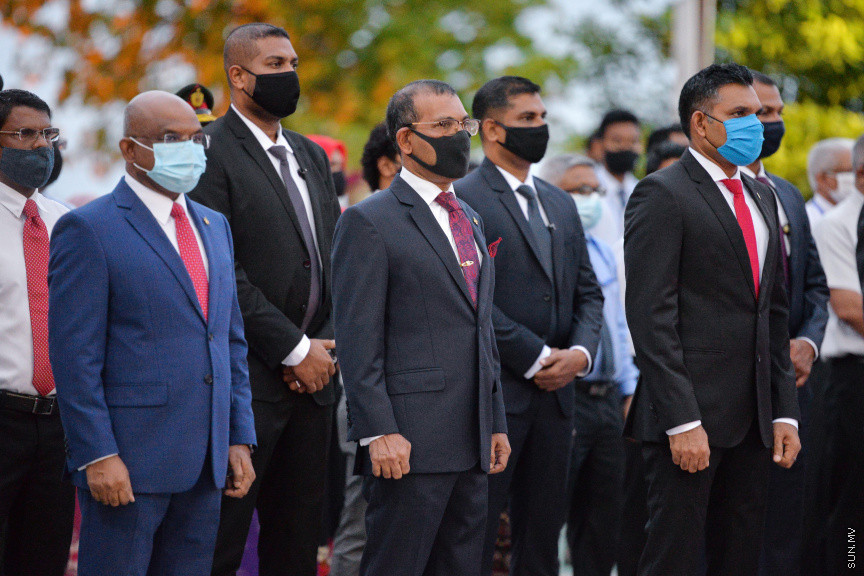 ޖުލައި 26، 2020: މިނިވަންދުވަހުގެ މުނާސަބަތުގައި ޖުމްހޫރީ މައިދާނުގައި ބޭއްވި ދިދަ ނެގުމުގެ ހާއްސަ ރަސްމިއްޔާތުގެ ތެރެއިން -- ސަން ފޮޓޯ/ ފަޔާޒު މޫސާ