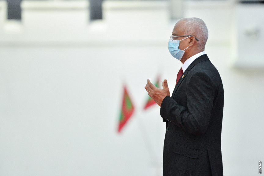 ޖުލައި 26، 2020: މިނިވަންދުވަހުގެ މުނާސަބަތުގައި ޖުމްހޫރީ މައިދާނުގައި ބޭއްވި ދިދަ ނެގުމުގެ ހާއްސަ ރަސްމިއްޔާތުގެ ތެރެއިން -- ސަން ފޮޓޯ/ ފަޔާޒު މޫސާ