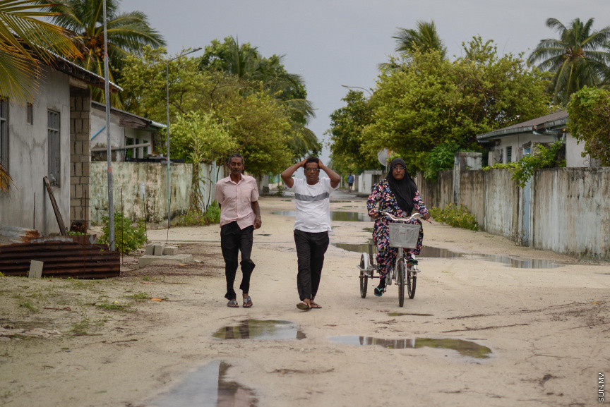 [ށ. ފުނަދުއިން]: އޮގަސްޓް 9، 2020: ށ. ފުނަދުއަށް ބޯކޮށް ވާރޭވެހި ފެންބޮޑުވުން. ފެންބޮޑުވެ އެ ރަށުގެ ބައެއް ގެތަކަށް ފެން ވަދެ، 20 ވަރަކަށް ގެއަށް ފެނުގެ އަސަރުކޮށްފައިވޭ -- ސަން ފޮޓޯ/ މުހައްމަދު އަފްރާހު