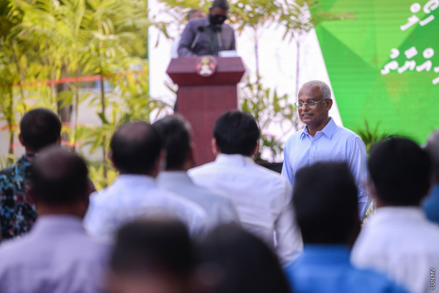 ޑިސެމްބަރ 6، 2020: ނެޝެނަލް މާޝަލް އާރޓްސް ސެންޓަރ އަދި ހުޅުމާލެ ޓީޓީ ހޯލް ހުޅުވުމަށް ސްޕޯޓްސް ކޮމްޕްލެކްސްގައި ބޭއްވި ރަސްމިއްޔާތުގެ ތެރެއިން -- ސަން ފޮޓޯ/ ފަޔާޒު މޫސާ