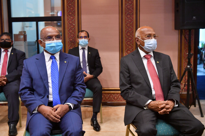 ފެބްރުއަރީ 4، 2021: 2021 ވަނަ އަހަރަށް ރައްޔިތުންގެ މަޖިލިސް ހުޅުވުމުގެ ޖަލްސާގެ ތެރެއިން:  މި ޖަލްސާގައި ރައީސުލްޖުމްހޫރިއްޔާ އިބްރާހިމް މުހައްމަދު ސޯލިހު ވަނީ  ރިޔާސީ ބަޔާން އިއްވަވާފަ -- ފޮޓޯ/ ރައީސް އޮފީސް