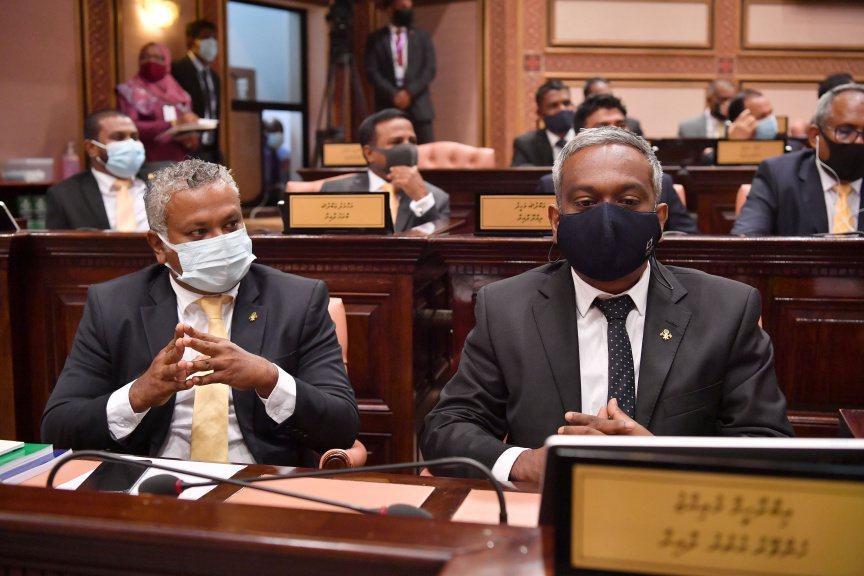 ފެބްރުއަރީ 4، 2021: 2021 ވަނަ އަހަރަށް ރައްޔިތުންގެ މަޖިލިސް ހުޅުވުމުގެ ޖަލްސާގެ ތެރެއިން:  މި ޖަލްސާގައި ރައީސުލްޖުމްހޫރިއްޔާ އިބްރާހިމް މުހައްމަދު ސޯލިހު ވަނީ  ރިޔާސީ ބަޔާން އިއްވަވާފަ -- ފޮޓޯ/ ރައީސް އޮފީސް