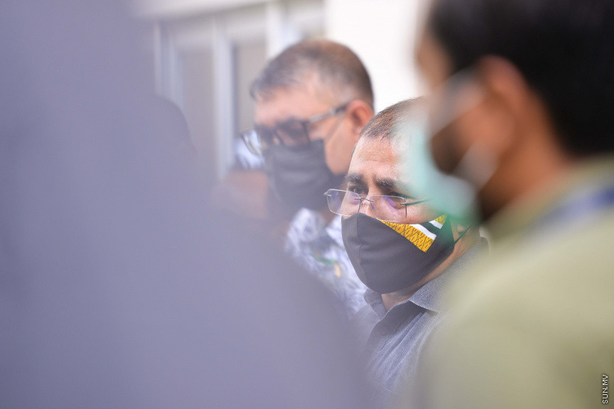 ފެބްރުއަރީ 4، 2021: ޓޫރިޒަމް ދާއިރާގެ މަސައްކަތްތެރިންނާއި، ޓޫރިޒަމް ދާއިރާއާއި ގުޅުން ހުރި ފަންނުވެރިންނަށް ކޮވިޑް ވެކްސިން ދޭން ފެށުން -- ސަން ފޮޓޯ/ ފަޔާޒު މޫސާ