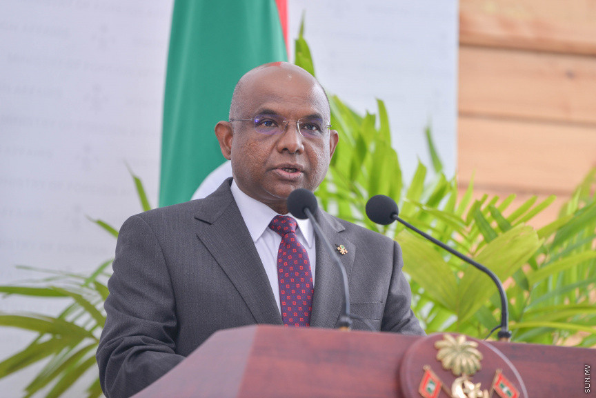 ފެބްރުއަރީ 21، 2021: ފޮރިން މިނިސްޓަރު އަބްދުﷲ ޝާހިދުގެ ދައުވަތަކަށް އިންޑިއާގެ އެކްސްޓާނަލް އެފެއާޒް މިނިސްޓަރު، ޑރ. ސުބުރަހްމަންޔަން ޖައިޝަންކަރު ރާއްޖެއަށް ކުރެއްވި ރަސްމީ ދަތުރުފުޅުގެ ތެރެއިން: މި ދަތުރުފުޅުގައި އިންޑިއާއާއި ރާއްޖެއާއި ދެމެދު މުހިންމު އެއްބަސްވުންތަކެއްގައި ވަނީ ސޮއިކުރައްވާފައި -- ސަން ފޮޓޯ/ ފަޔާޒު މޫސާ