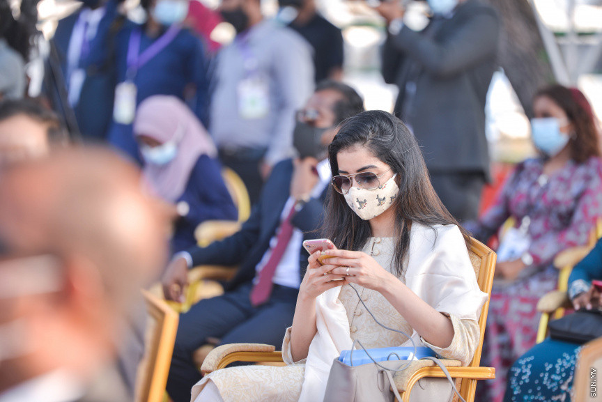 ފެބްރުއަރީ 21، 2021: ފޮރިން މިނިސްޓަރު އަބްދުﷲ ޝާހިދުގެ ދައުވަތަކަށް އިންޑިއާގެ އެކްސްޓާނަލް އެފެއާޒް މިނިސްޓަރު، ޑރ. ސުބުރަހްމަންޔަން ޖައިޝަންކަރު ރާއްޖެއަށް ކުރެއްވި ރަސްމީ ދަތުރުފުޅުގެ ތެރެއިން: މި ދަތުރުފުޅުގައި އިންޑިއާއާއި ރާއްޖެއާއި ދެމެދު މުހިންމު އެއްބަސްވުންތަކެއްގައި ވަނީ ސޮއިކުރައްވާފައި -- ސަން ފޮޓޯ/ ފަޔާޒު މޫސާ