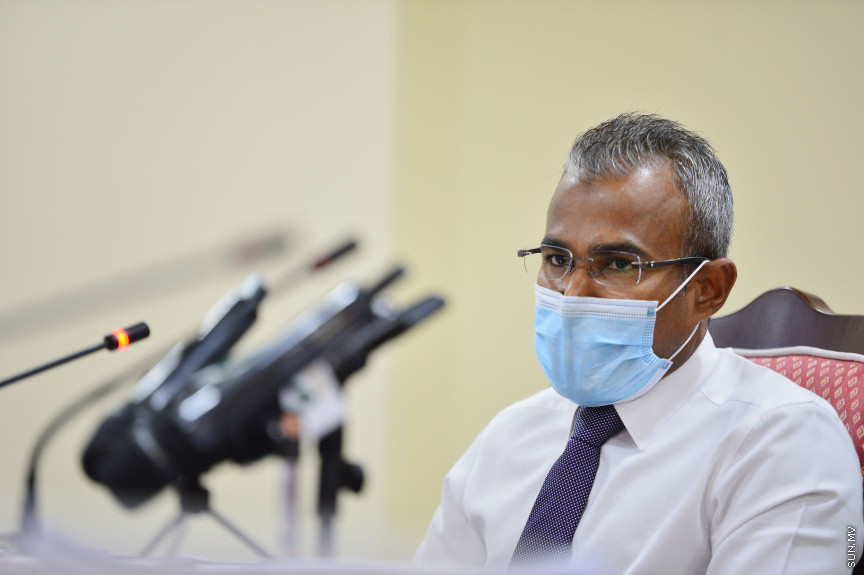 މާޗް، 4، 2021: ރައްޔިތުންގެ މަޖިލީހުގެ ގައުމީ ތަރައްގީއާއި ތަރިކަ ކޮމިޓީށް ހިޔާ ފްލެޓް ތަކުގެ މައްސަލައިގައި ކަމާ ބެހޭ ހުރިހާ ފަރާތްތަކެއް ހާޒިރުކުރުން -- ސަން ފޮޓޯ/ ފަޔާޒު މޫސާ