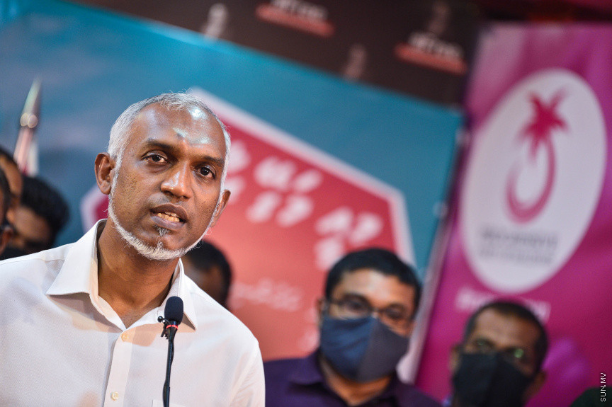 އޭޕްރީލް 10، 2021: ލޯކަލް ކައުންސިލްތަކުގެ އިންތިހާބުގައި މާލޭ ސިޓީ ކައުންސިލުން، އިދިކޮޅު ޕީޕީއެމް ޕީއެންސީއިން ހޯދީ ކާމިޔާބީ ޕީޕީއެމް އޮފީސްކައިރީގައި ފާހަގަކުރުން -- ސަން ފޮޓޯ/ ފަޔާޒު މޫސާ