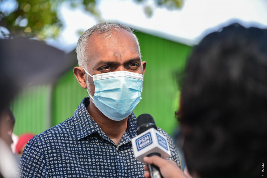 ޑިސްއިންމޭ 22، 2021: މާލޭ ސިޓީ ކައުންސިލުގެ ފަރާތުން މާލޭގެ މަގުތައް ޑިސްއިންފެކްޓުކުރަން ފެށުން -- ސަން ފޮޓޯ/ ފަޔާޒު މޫސާފެކްޓް