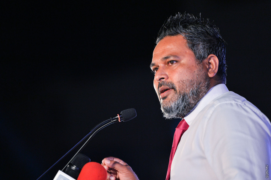 ސެޕްޓެމްބަރ 3، 2021: އިދިކޮޅު ޕީޕީއެމް/ޕީއެންސީގެ ފަރާތުން ކާނިވާ ސަރަހައްދުގައި ބޭއްވި "އައްޑަނަ" ޖަލްސާގެ ތެރެއިން -- ސަން ފޮޓޯ/ ފަޔާޒު މޫސާާ 