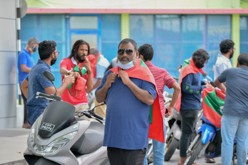 09/30/2021 - "ޒުވާނުން ގައުމީ ޓީމާއެކު" ގެ ނަމުގައި މިއަދު ހަވީރު މާލޭގައި ބޭއްވި ސައިކަލް ބުރުގެ ތެރެއިން --- ސަން ފޮޓޯ// އަހުމަދު އައިމަން އަލީ