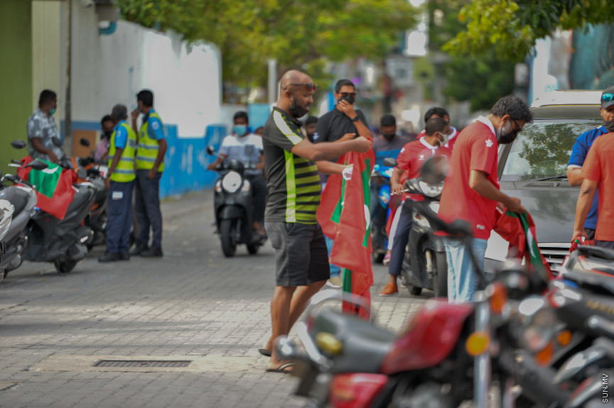 09/30/2021 - "ޒުވާނުން ގައުމީ ޓީމާއެކު" ގެ ނަމުގައި މިއަދު ހަވީރު މާލޭގައި ބޭއްވި ސައިކަލް ބުރުގެ ތެރެއިން --- ސަން ފޮޓޯ// އަހުމަދު އައިމަން އަލީ