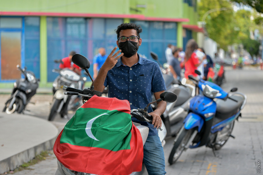 09/30/2021 - "ޒުވާނުން ގައުމީ ޓީމާއެކު" ގެ ނަމުގައި މިއަދު ހަވީރު މާލޭގައި ބޭއްވި ސައިކަލް ބުރުގެ ތެރެއިން --- ސަން ފޮޓޯ// އަހުމަދު އައިމަން އަލީ