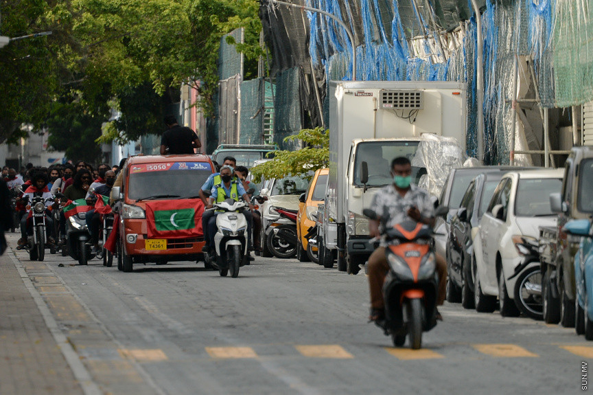 09/30/2021 - "ޒުވާނުން ގައުމީ ޓީމާއެކު" ގެ ނަމުގައި މިއަދު ހަވީރު މާލޭގައި ބޭއްވި ސައިކަލް ބުރުގެ ތެރެއިން --- ސަން ފޮޓޯ// އަހުމަދު އައިމަން އަލީ