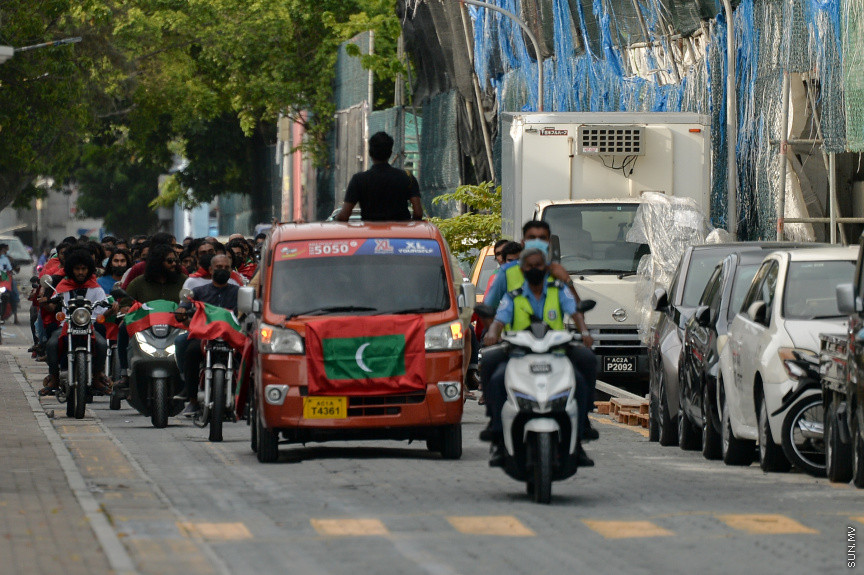09/30/2021 - "ޒުވާނުން ގައުމީ ޓީމާއެކު" ގެ ނަމުގައި މިއަދު ހަވީރު މާލޭގައި ބޭއްވި ސައިކަލް ބުރުގެ ތެރެއިން --- ސަން ފޮޓޯ// އަހުމަދު އައިމަން އަލީ