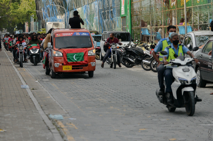 09/30/2021 - "ޒުވާނުން ގައުމީ ޓީމާއެކު" ގެ ނަމުގައި މިއަދު ހަވީރު މާލޭގައި ބޭއްވި ސައިކަލް ބުރުގެ ތެރެއިން --- ސަން ފޮޓޯ// އަހުމަދު އައިމަން އަލީ