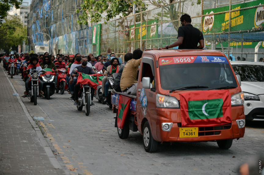 09/30/2021 - "ޒުވާނުން ގައުމީ ޓީމާއެކު" ގެ ނަމުގައި މިއަދު ހަވީރު މާލޭގައި ބޭއްވި ސައިކަލް ބުރުގެ ތެރެއިން --- ސަން ފޮޓޯ// އަހުމަދު އައިމަން އަލީ