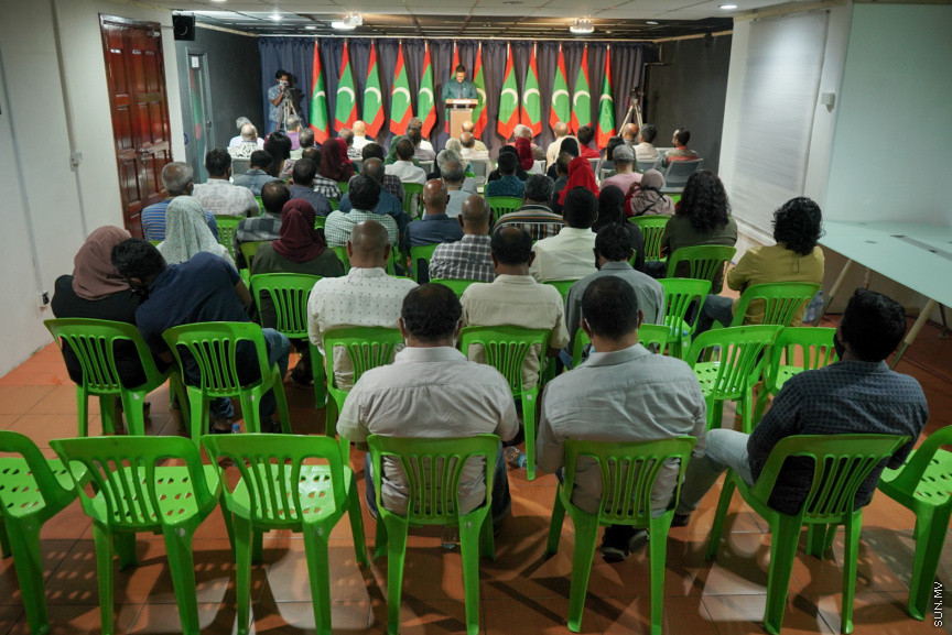 ނަސްރުގެ ދުވަސް ފާހަގަކުރުމަށް ޑީއެންއޭއިން ބޭއްވި ޖަލްސާގެ ތެރެއިން --- ސަން ފޮޓޯ/ މުހައްމަދު ހައްޔާން