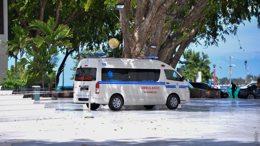 ކޮމަންޑޫ ދާއިރާގެ އެމްޑީޕީގެ މަޖިލީސް މެމްބަރު ހުސައިން ވަހީދުގެ ކަށުނަމާދުގެ ތެރެއިން -- ސަން ފޮޓޯ/ ނާއިލް ހުސައިން