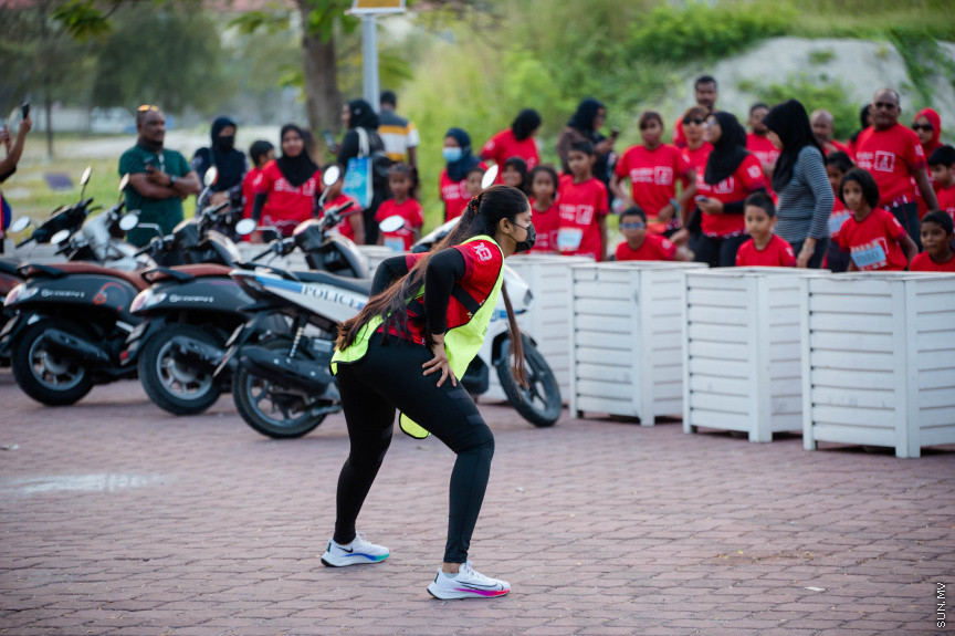 ބީއެމްއެލް ވާއު ޓީއެފްޖީ ކިޑްޒް ރަން 2020 ގެ ތެރެއިން -- ސަން ފޮޓޯ/ ނާއިލް ހުސައިން