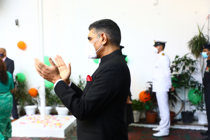 އިންޑިއާގެ ޖުމްހޫރީ ދުވަސް ފާހަގަކުރުމަށް ރާއްޖޭގައި ހުންނަ އިންޑިއާ ހައިކޮމިޝަނުން ބޭއްވި ރަސްމިއްޔާތުގެ ތެރެއިން --- 