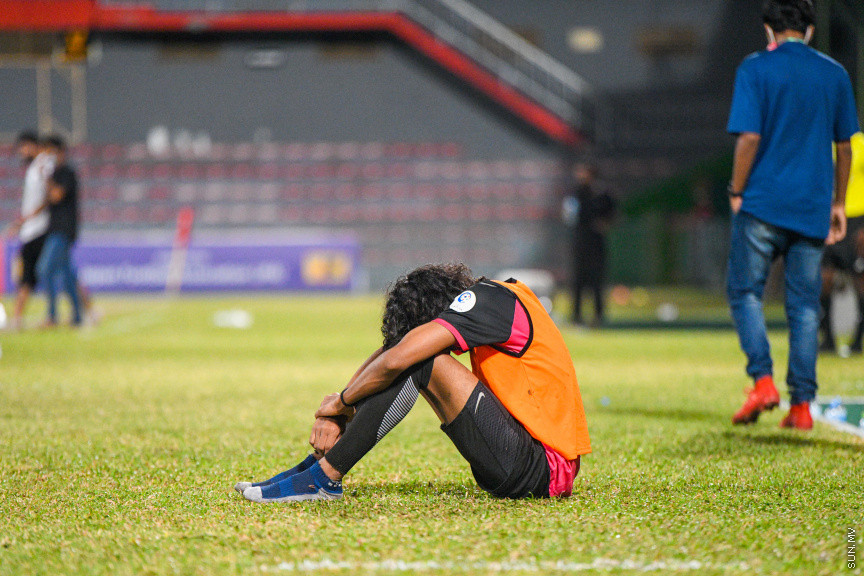 ޔޫތު ޗެމްޕިއަންޝިޕް 21/2022 - ސެމީ ފައިނަލް - ޔުނައިޓެޑް ވިކްޓަރީއާއި ސުޕަ ޔުނައިޓެޑް ސްޕޯޓްސް ބައްދަލުކުރި މެޗުގެ ތެރެއިން -- ސަން ފޮޓޮ/ މުހައްމަދު ހައްޔާން