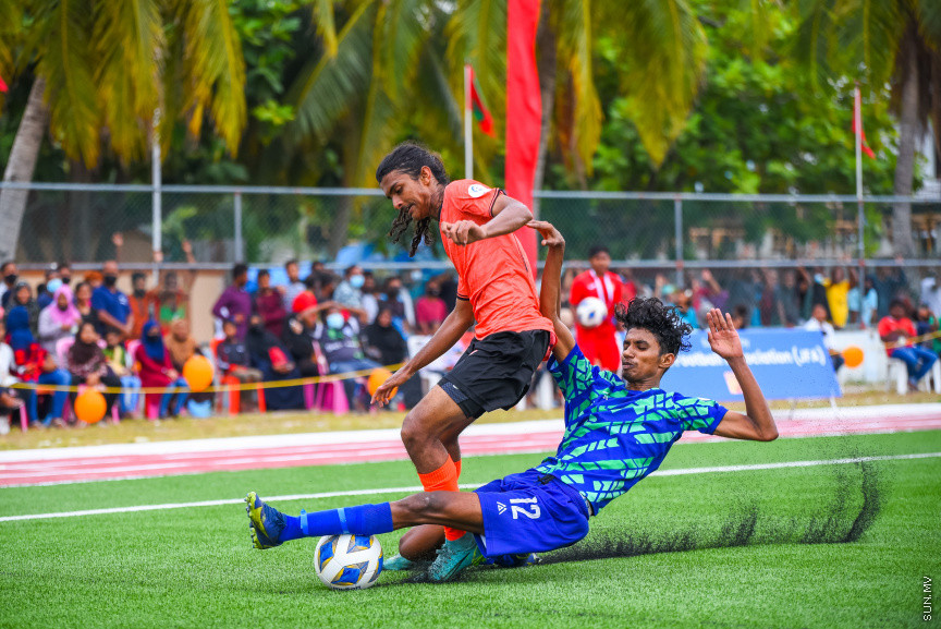ޔޫތު ޗެމްޕިއަންޝިޕް 21/2022 ގެ ޗެމްޕިއަންކަން އީގަލްސްއިން ހޯދުން.   އީގަލްސް މި މެޗު ކާމިޔާބުކުރީ  1 - 0 ގެ ނަތީޖާ އަކުން ސުޕަ ޔުނައިޓެޑް ސްޕޯޓްސް ބަލިކޮށްގެން -- ސަން ފޮޓޯ/ މުހައްމަދު ހައްޔާން