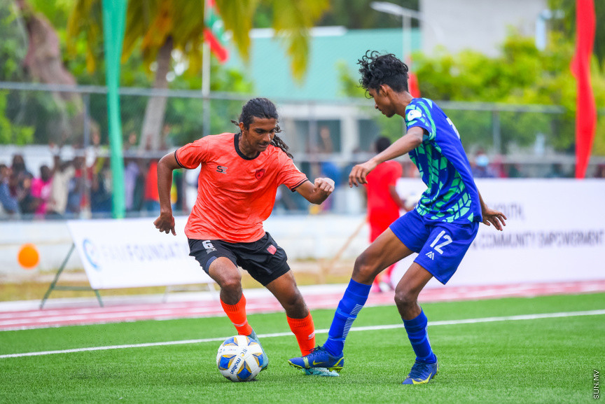 ޔޫތު ޗެމްޕިއަންޝިޕް 21/2022 ގެ ޗެމްޕިއަންކަން އީގަލްސްއިން ހޯދުން.   އީގަލްސް މި މެޗު ކާމިޔާބުކުރީ  1 - 0 ގެ ނަތީޖާ އަކުން ސުޕަ ޔުނައިޓެޑް ސްޕޯޓްސް ބަލިކޮށްގެން -- ސަން ފޮޓޯ/ މުހައްމަދު ހައްޔާން