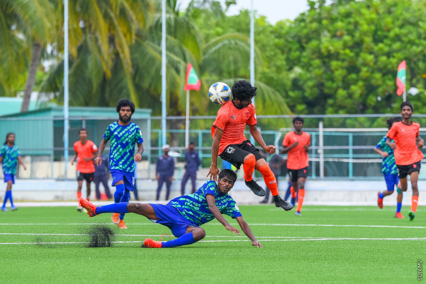 ޔޫތު ޗެމްޕިއަންޝިޕް 21/2022 ގެ ޗެމްޕިއަންކަން އީގަލްސްއިން ހޯދުން.   އީގަލްސް މި މެޗު ކާމިޔާބުކުރީ  1 - 0 ގެ ނަތީޖާ އަކުން ސުޕަ ޔުނައިޓެޑް ސްޕޯޓްސް ބަލިކޮށްގެން -- ސަން ފޮޓޯ/ މުހައްމަދު ހައްޔާން
