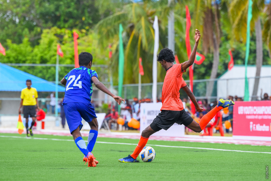 ޔޫތު ޗެމްޕިއަންޝިޕް 21/2022 ގެ ޗެމްޕިއަންކަން އީގަލްސްއިން ހޯދުން.   އީގަލްސް މި މެޗު ކާމިޔާބުކުރީ  1 - 0 ގެ ނަތީޖާ އަކުން ސުޕަ ޔުނައިޓެޑް ސްޕޯޓްސް ބަލިކޮށްގެން -- ސަން ފޮޓޯ/ މުހައްމަދު ހައްޔާން