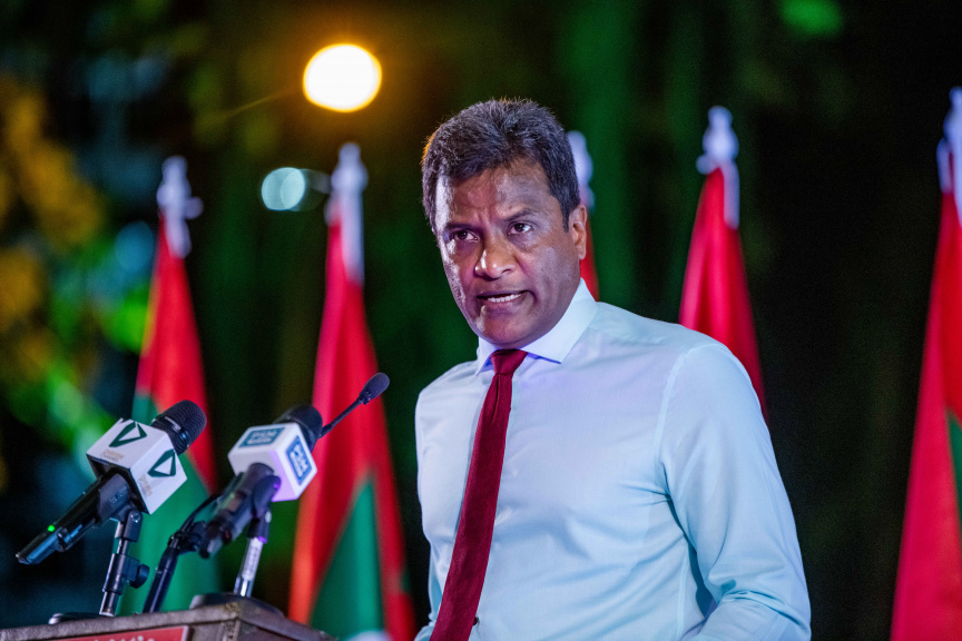 މަސްތުވާތަކެއްޗާ ދެކޮޅަށް މަސައްކަތް ކުރާ ބައިނަލްއަގުވާމީ ދުވަސް ފާހަގަކުރުމަށް &ldquo;ޑްރަގަށް ދާއިމީ ހައްލު&rdquo;ގެ ނަމުގައި އުމަރު ނަސީރު ބޭއްވި ޖަލްސާގެ ތެރެއިން -- ސަންފޮޓޯ/ ނާއިލް ހުސައިން
