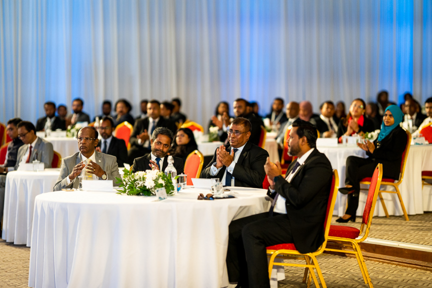 އެކައުންޓެންޓުންގެ ފޯރަމް ހުޅުވުމުގެ ރަސްމިއްޔާތުގެ ތެރެއިން --- ފޮޓޯ/ ޝުއައިބު މުޙައްމަދު