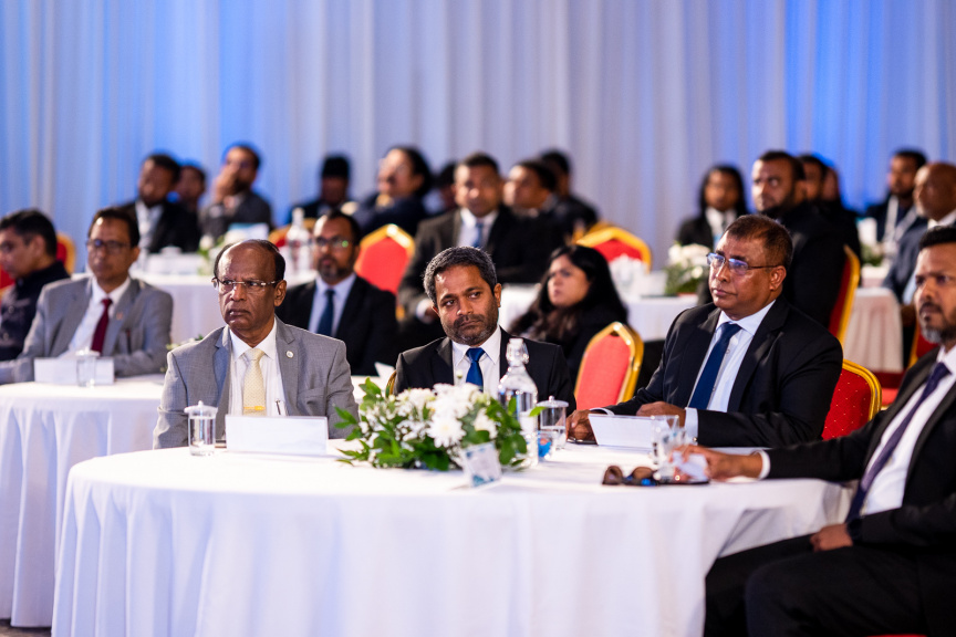 އެކައުންޓެންޓުންގެ ފޯރަމް ހުޅުވުމުގެ ރަސްމިއްޔާތުގެ ތެރެއިން --- ފޮޓޯ/ ޝުއައިބު މުޙައްމަދު