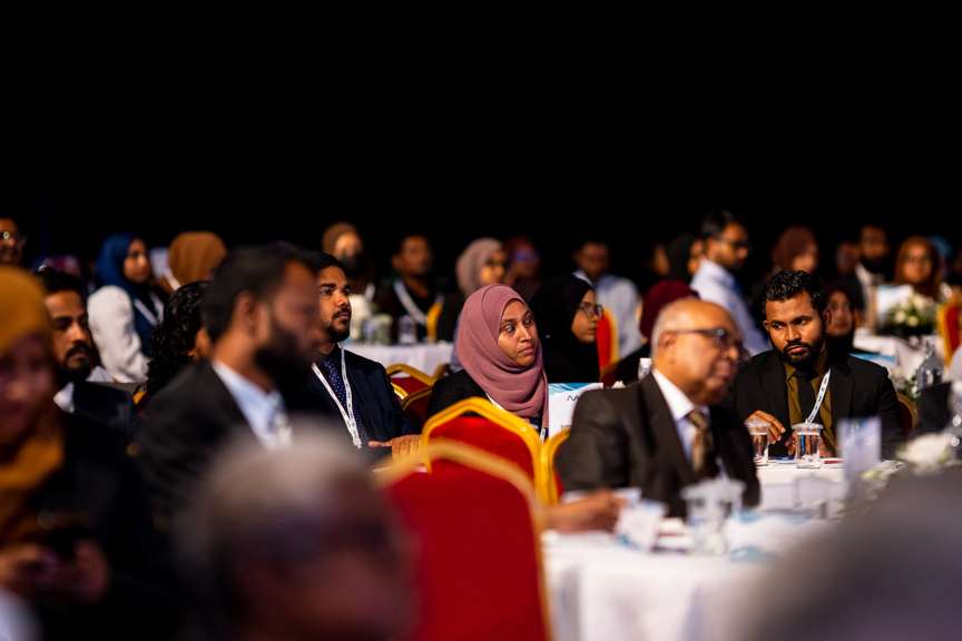 އެކައުންޓެންޓުންގެ ފޯރަމް ހުޅުވުމުގެ ރަސްމިއްޔާތުގެ ތެރެއިން --- ފޮޓޯ/ ޝުއައިބު މުޙައްމަދު
