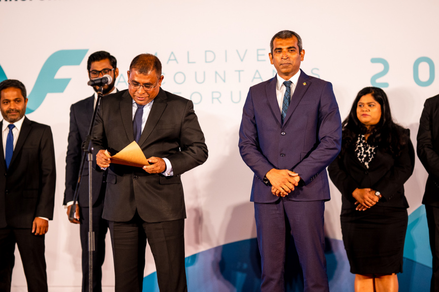 އެކައުންޓިން ފޯރަމް ހުޅުވުމުގެ ރަސްމިއްޔާތު ޝަރަފުވެރިކޮށްދެއްވީ ޓޫރިޒަމް މިނިސްޓަރު ޑރ. އަބްދުﷲ މައުސޫމް --- ފޮޓޯ/ ޝުއައިބު މުޙައްމަދު