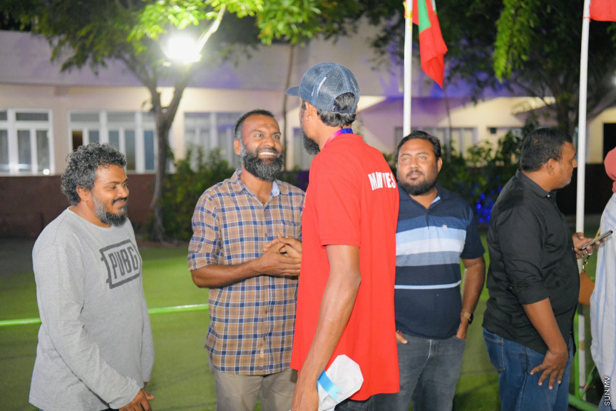 ރަން ތަށްޓާއެކު އައި ކުޑަކާއްޓޭއާއި އެޑަމްއަށް މަރުހަބާކިޔުމުގެ ތެރެއިން --- ސަންފޮޓޯ/ ނާއިލް ހުސައިން