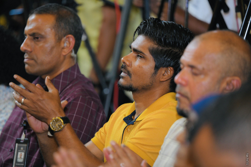 ރައީސް އިބްރާހީމް މުހައްމަދު ޞާލިހުގެ ކެމްޕެއިން ޖަލްސާގެ ތެރެއިން --- ސަންފޮޓޯ/ ނާއިލް ހުސައިން 