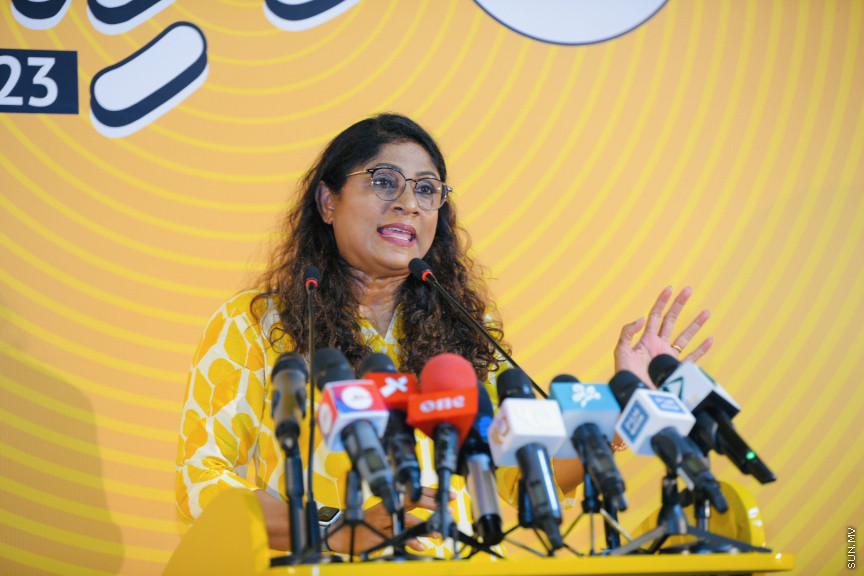 ރައީސް އިބްރާހީމް މުހައްމަދު ޞާލިހުގެ ކެމްޕެއިން ޖަލްސާގެ ތެރެއިން --- ސަންފޮޓޯ/ ނާއިލް ހުސައިން 