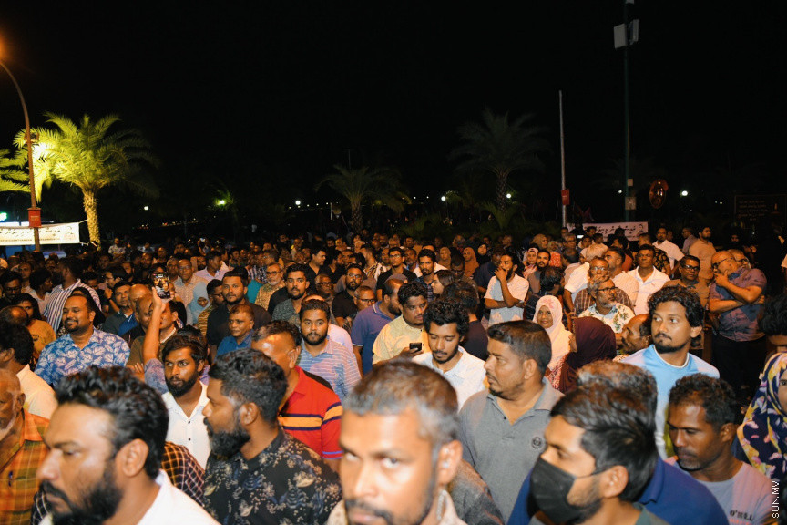 ރައީސް އިބްރާހީމް މުހައްމަދު ޞާލިހުގެ ކެމްޕެއިން ޖަލްސާގެ ތެރެއިން --- ސަންފޮޓޯ/ ނާއިލް ހުސައިން 