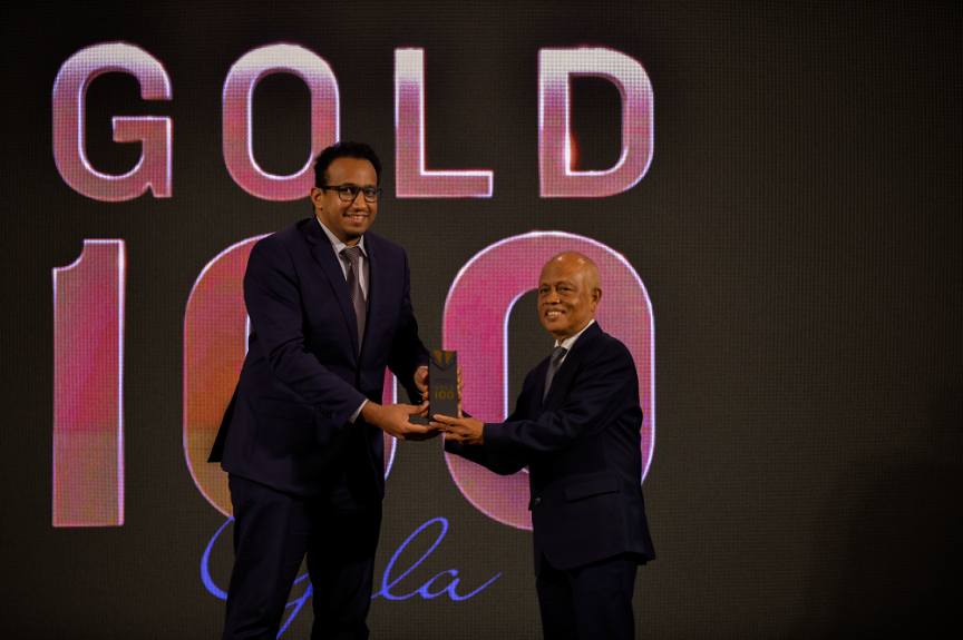 ކޯޕަރޭޓް މޯލްޑިވްސް - ގޯލްޑް 100 ގާލާ ނައިޓްގެ ތެރެއިން --- ސަން ފޮޓޯ/ އަޙްމަދު ސަދޫފް މޫސާ