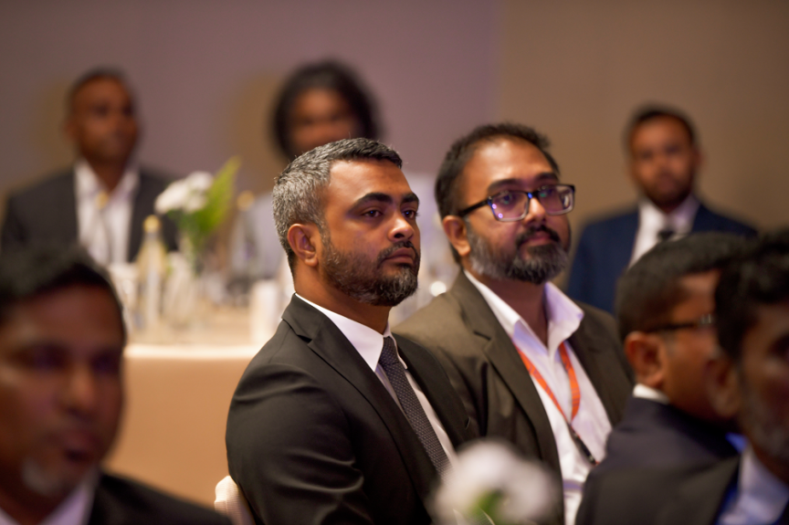 ކޯޕަރޭޓް މޯލްޑިވްސް - ގޯލްޑް 100 ގާލާ ނައިޓްގެ ތެރެއިން --- ސަން ފޮޓޯ/ އަޙްމަދު ސަދޫފް މޫސާ