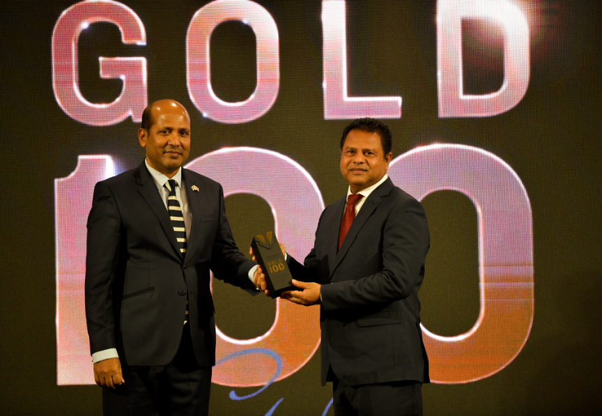 ކޯޕަރޭޓް މޯލްޑިވްސް - ގޯލްޑް 100 ގާލާ ނައިޓްގެ ތެރެއިން --- ސަން ފޮޓޯ/ އަޙްމަދު ސަދޫފް މޫސާ