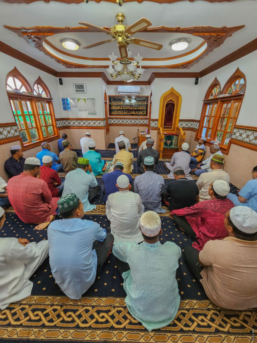 ސަން ސިޔާމް ވިލުރީފްގައި ބޭއްވި އީދު ނަމާދުގެ ތެރެއިން --- ސަން ފޮޓޯ