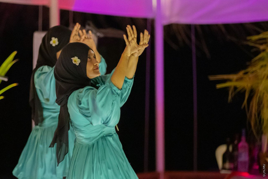ސަން ސިޔާމް ވިލުރީފްގައި އަޟުހާ އީދު ފާހަގަކުރުމަށް ކުރިއަށްގެންދިޔަ ހަރަކާތްތަކުގެ ތެރެއިން --- ސަން ފޮޓޯ